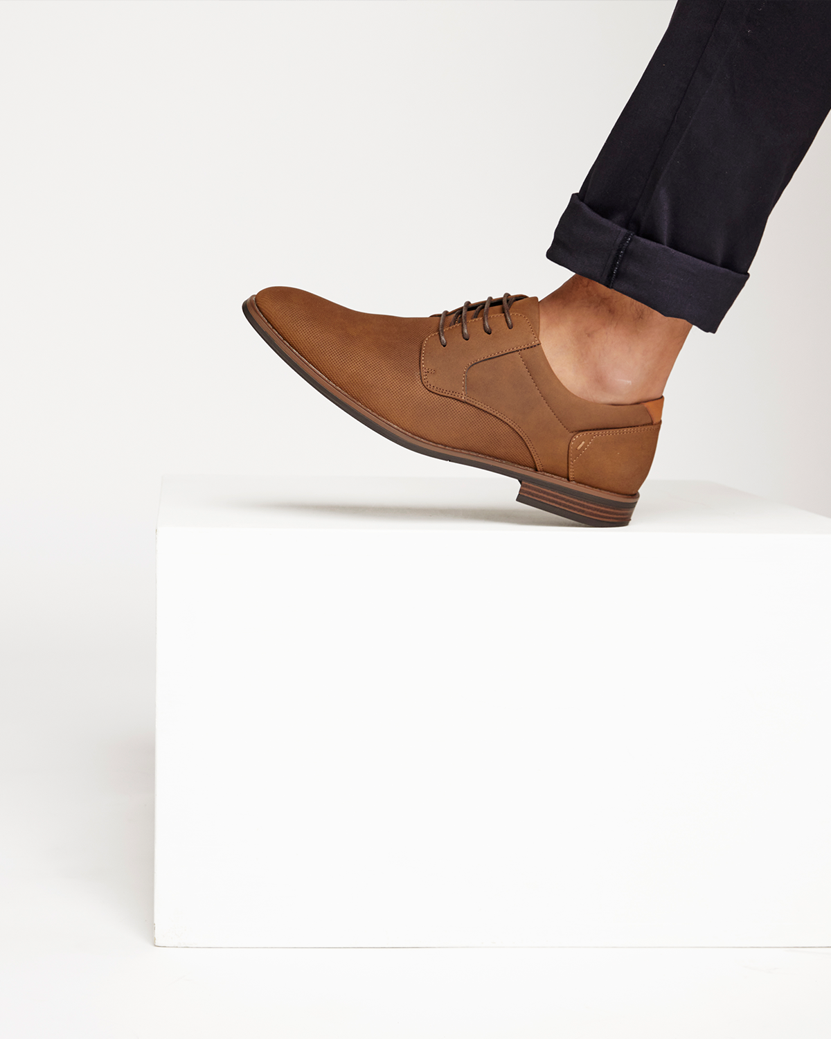 Uncut Shoes Draper Cognac | Men's Dress Shoe | Derby | Lace Up | Work