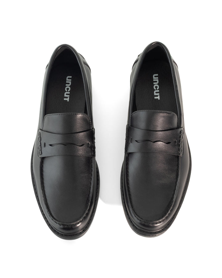 Hutch Black
